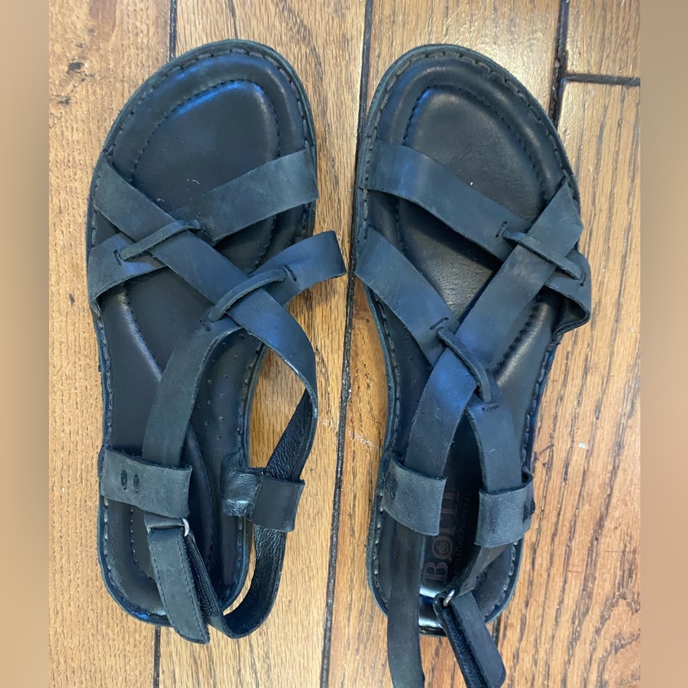 Born leather sandals